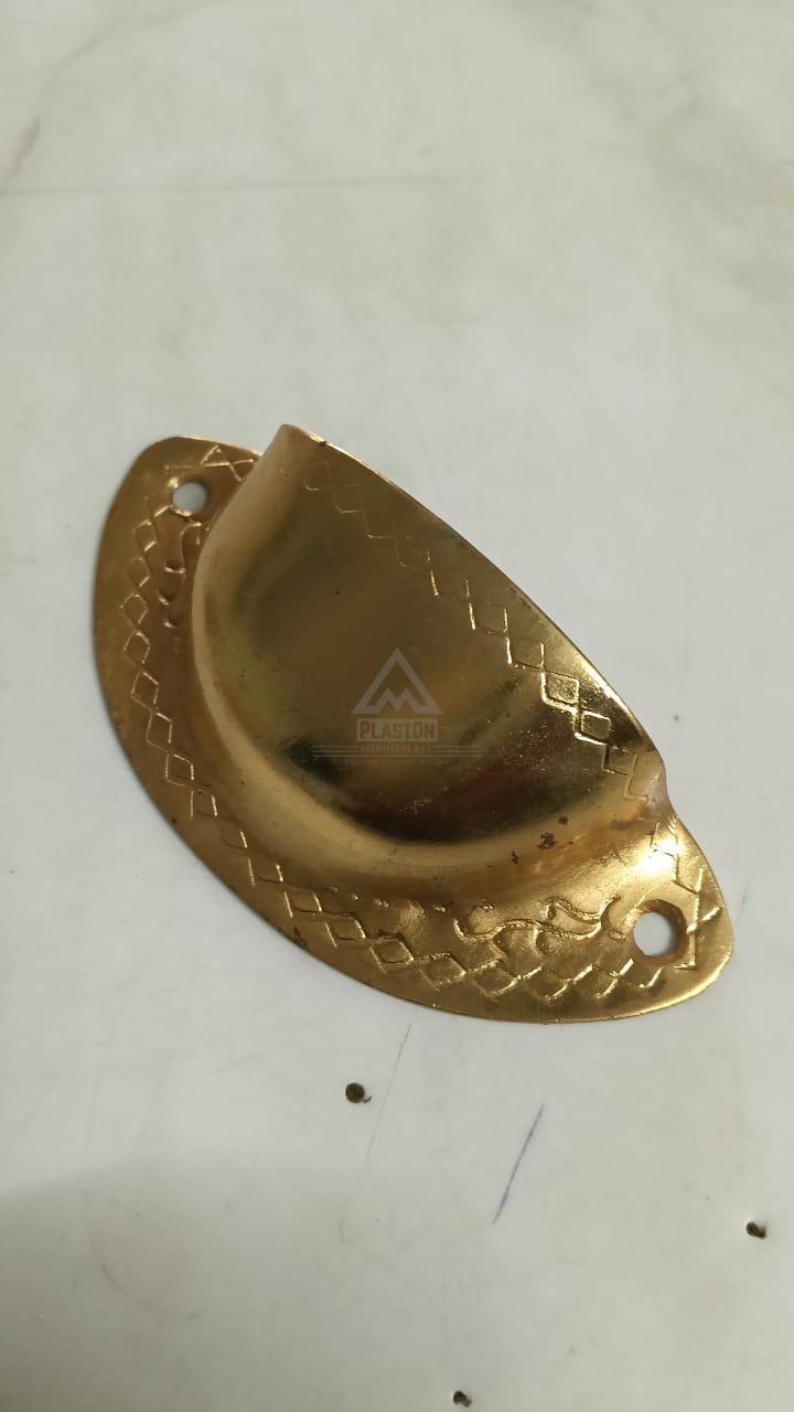 CUP HANDLE