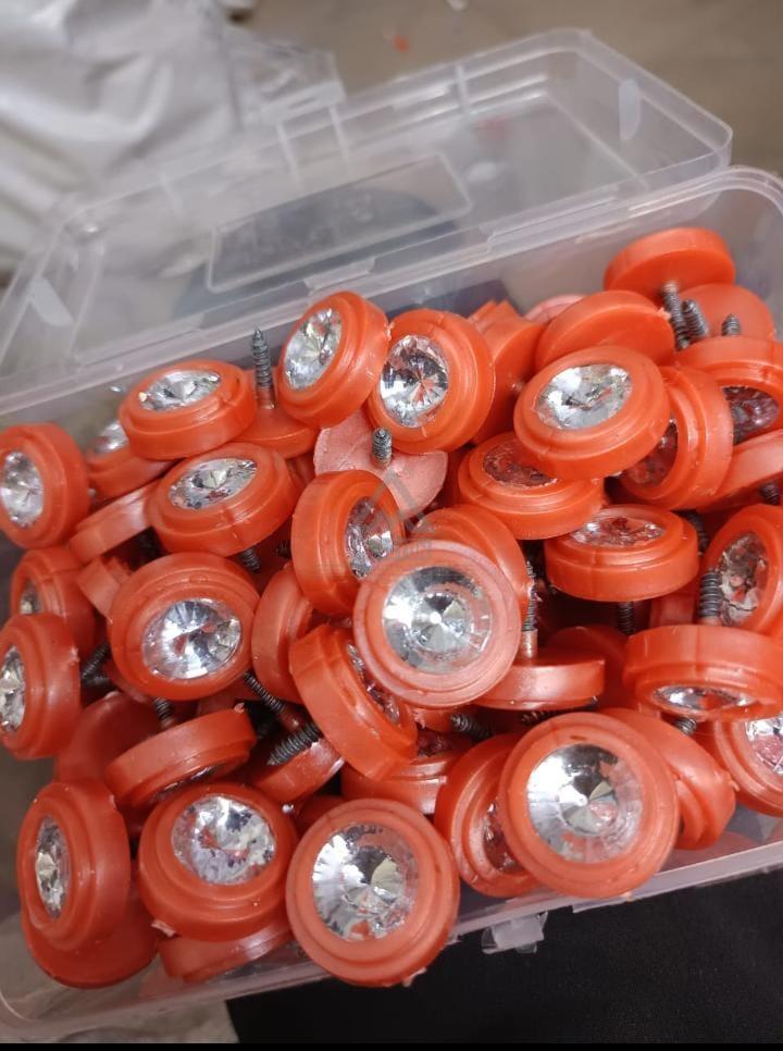 MIRRIOR DIAMOND BUTTON